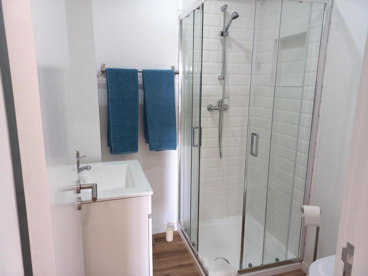 White Pearl Apartment Central Confy Spacious Lagos Ngoại thất bức ảnh